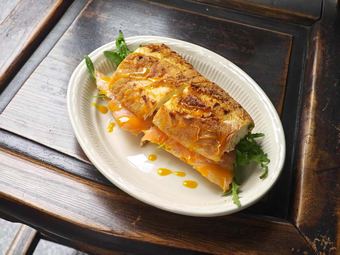 Smoked Salmon Baguette Sandwich