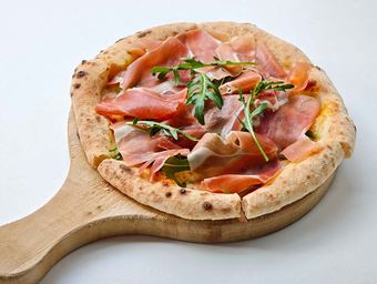 Spanish Ham Pizza