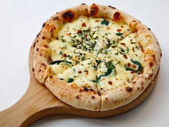 Tuna & Spinach Pizza